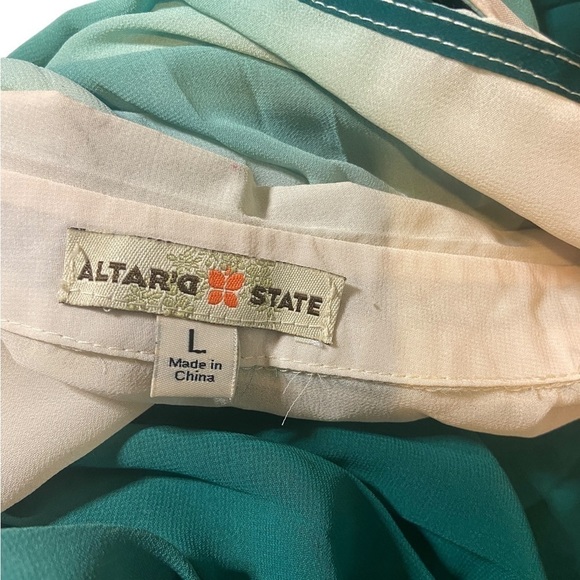 altar’d State Ombré Button Up w Collar Waterfall Tank Top Women’s Shirt Small - Picture 3 of 4